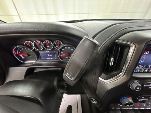 Used 2019 Chevrolet Silverado 1500 LT w/ All-Star Edition AWD/4WD image 17