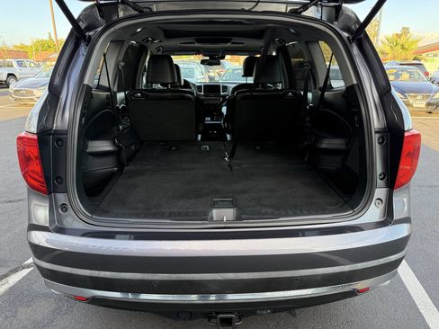 Used 2016 Honda Pilot Elite image 31