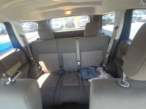 Used 2010 Dodge Nitro SXT w/ Chrome Accents Group AWD/4WD image 4
