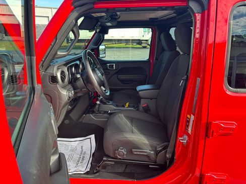 Used 2023 Jeep Wrangler Unlimited Sport image 9