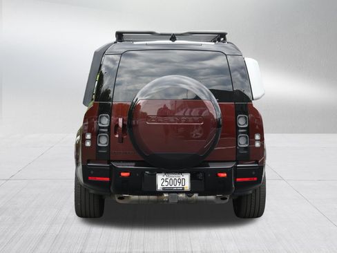 Used 2024 Land Rover Defender 130 X AWD/4WD image 4
