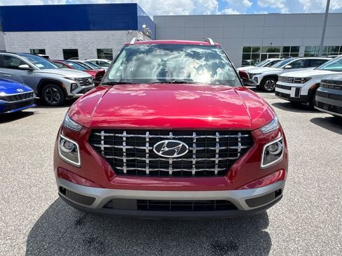 New 2025 Hyundai Venue Limited image 8
