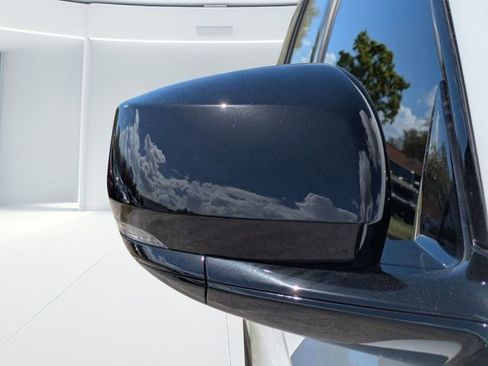 New 2025 Jeep Grand Cherokee L Laredo RWD image 10