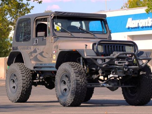 Used 1988 Jeep Wrangler Sahara AWD/4WD image 3