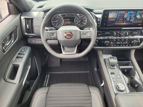 New 2026 Nissan Pathfinder Rock Creek w/ Rock Creek Premium Package AWD/4WD image 9