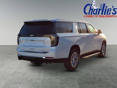 New 2025 Chevrolet Suburban Premier w/ Sun And Tow Package image 5