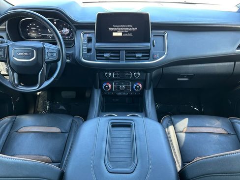 Used 2023 GMC Yukon AT4 w/ Technology Package AWD/4WD image 12