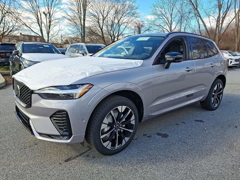 New 2026 Volvo XC60 B5 Plus w/ Protection Package Premier AWD/4WD image 2