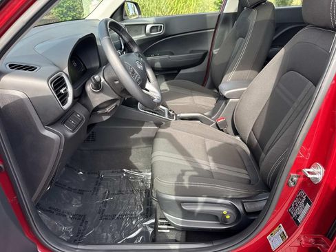 Used 2023 Hyundai Venue SEL w/ Cargo Package FWD image 23