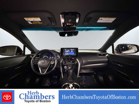 Used 2022 Toyota Venza XLE AWD/4WD image 6