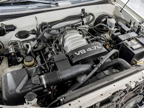 Used 2004 Toyota Sequoia SR5 image 56