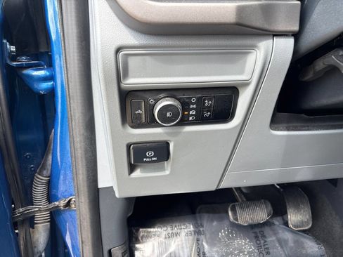 Certified 2024 Ford F150 XLT AWD/4WD image 16