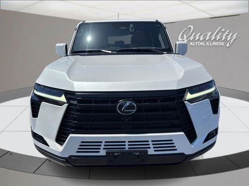 Used 2024 Lexus GX 550 w/ Accessory Package (Z1) AWD/4WD image 11