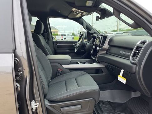 New 2026 RAM 1500 Big Horn AWD/4WD image 18