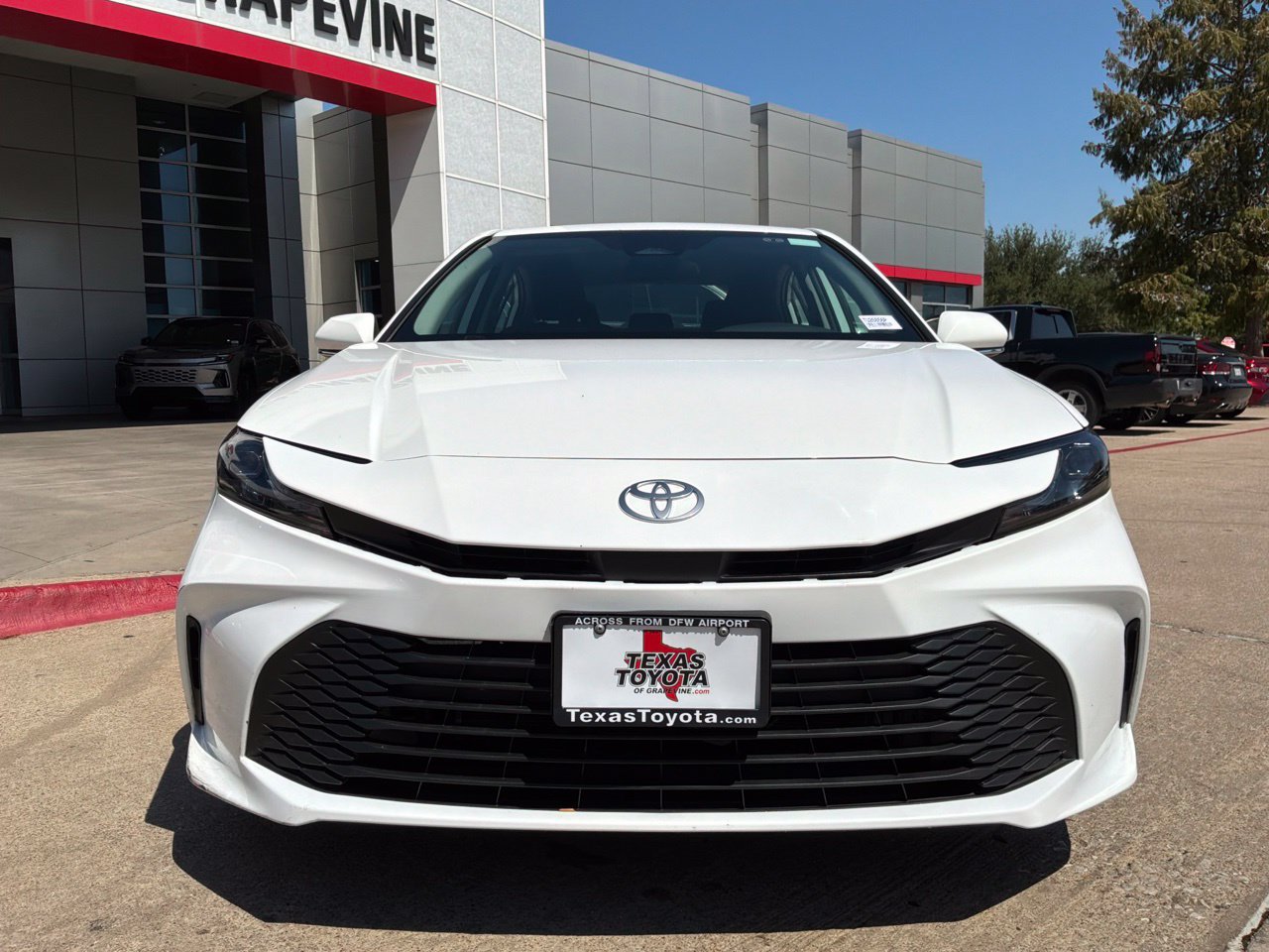 Used 2026 Toyota Camry LE FWD image 3