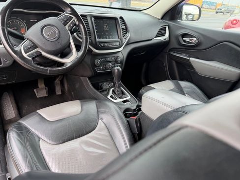 Used 2014 Jeep Cherokee Limited w/ Technology Group image 30