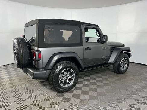 Used 2024 Jeep Wrangler Sport S image 7