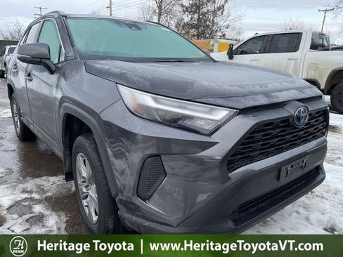 Certified 2022 Toyota RAV4 XLE w/ Convenience Package image 1