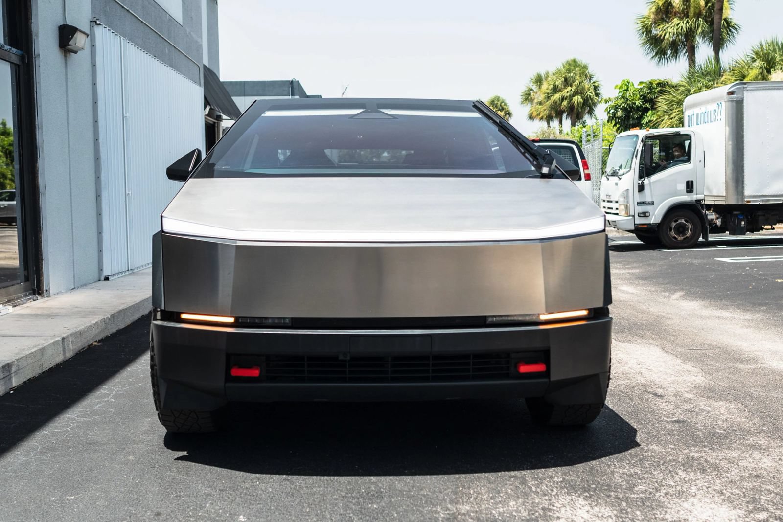 Used 2024 Tesla Cybertruck AWD Crew Cab image 3