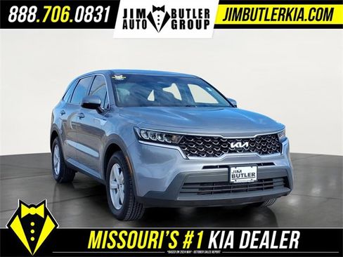 Used 2023 Kia Sorento LX image 26