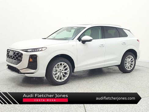 New 2026 Audi Q3 quattro 2.0T AWD/4WD image 1