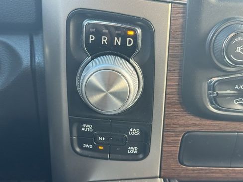 Used 2018 RAM 1500 Laramie w/ Convenience Group image 27