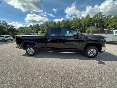 Used 2025 Chevrolet Silverado 2500 LT w/ Convenience Package AWD/4WD image 6