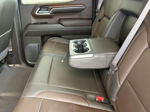 Used 2024 GMC Sierra 1500 Denali w/ Technology Package AWD/4WD image 27