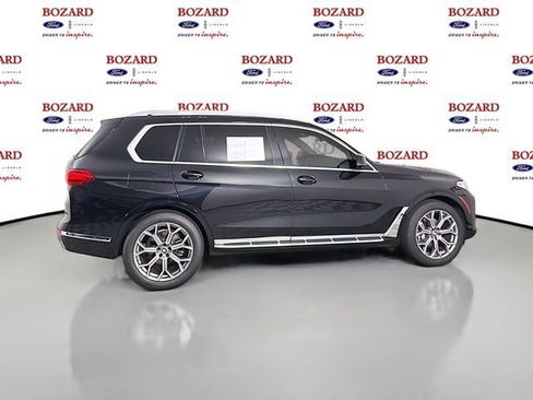 Used 2021 BMW X7 xDrive40i w/ Premium Package AWD/4WD image 9