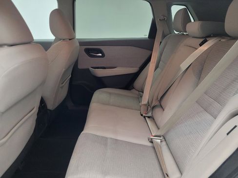 Used 2021 Nissan Rogue SV FWD image 18