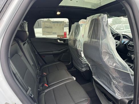 New 2026 Ford Escape ST-Line w/ Cold Weather Package image 4