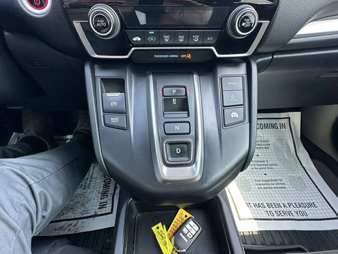 Used 2020 Honda CR-V LX image 16