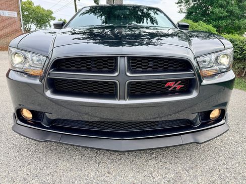 Used 2014 Dodge Charger R/T RWD image 10
