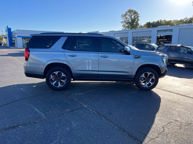 Used 2025 GMC Yukon AT4 Ultimate w/ LPO, Floor Liner Package AWD/4WD image 2