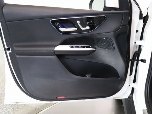Certified 2025 Mercedes-Benz GLC 300 4MATIC image 15