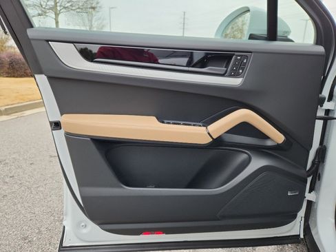 New 2026 Porsche Cayenne Coupe image 15