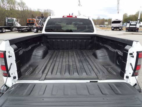 Used 2022 Nissan Frontier S image 44