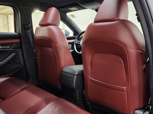 Used 2022 MAZDA MAZDA3 s image 19