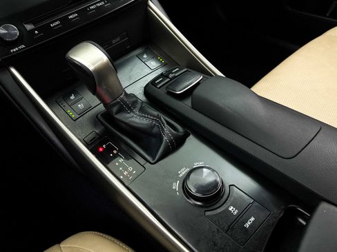 Used 2014 Lexus IS 250 w/ Navigation Package RWD image 26