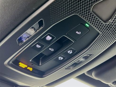 New 2026 Porsche Cayenne Base image 14