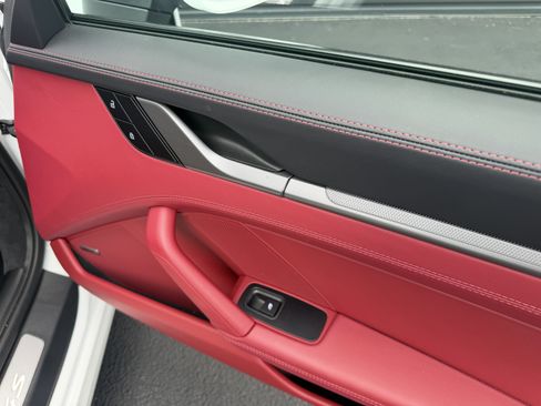 Certified 2023 Porsche 911 Carrera 4S AWD/4WD image 23
