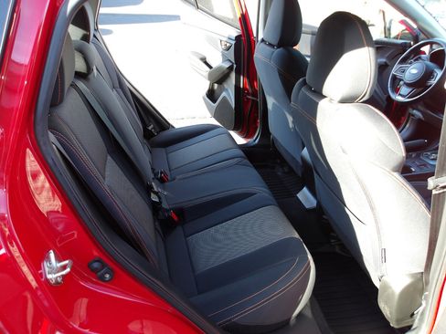 Used 2020 Subaru Crosstrek 2.0i Premium w/ Moonroof Package 2 image 12