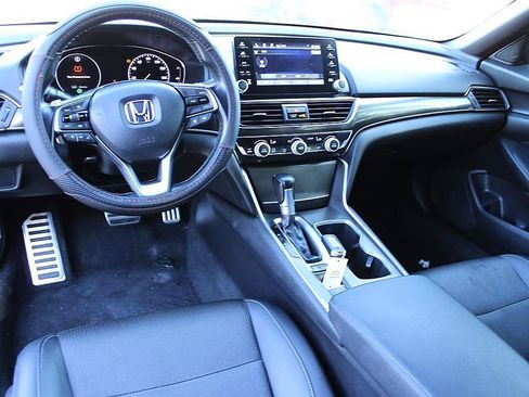 Used 2020 Honda Accord Sport image 13