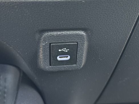 Used 2025 Toyota Corolla LE FWD image 22