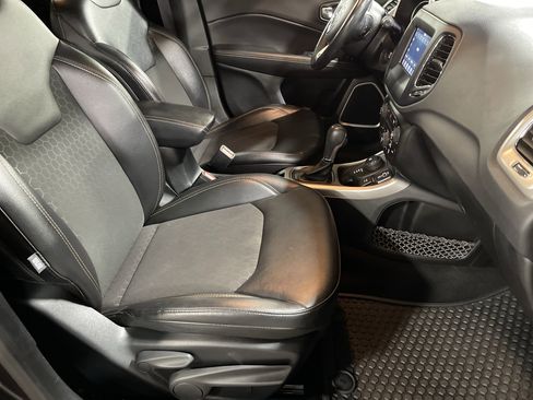 Used 2021 Jeep Compass Latitude w/ Convenience Group image 12