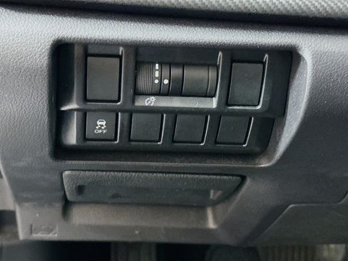 Used 2019 Subaru Impreza 2.0i w/ Eyesight AWD/4WD image 17