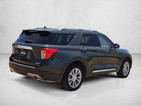 Used 2022 Ford Explorer Limited w/ Equipment Group 301A AWD/4WD image 5