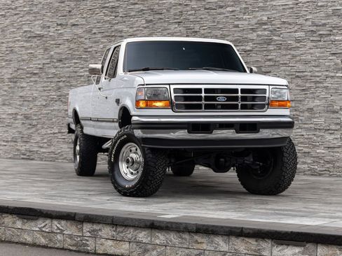 Used 1995 Ford F250 4x4 SuperCab image 2