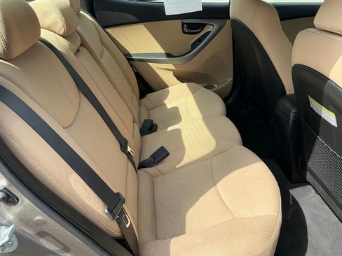 Used 2013 Hyundai Elantra GLS image 11