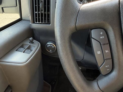 Used 2025 Chevrolet Express 2500 w/ Driver Convenience Package RWD image 10